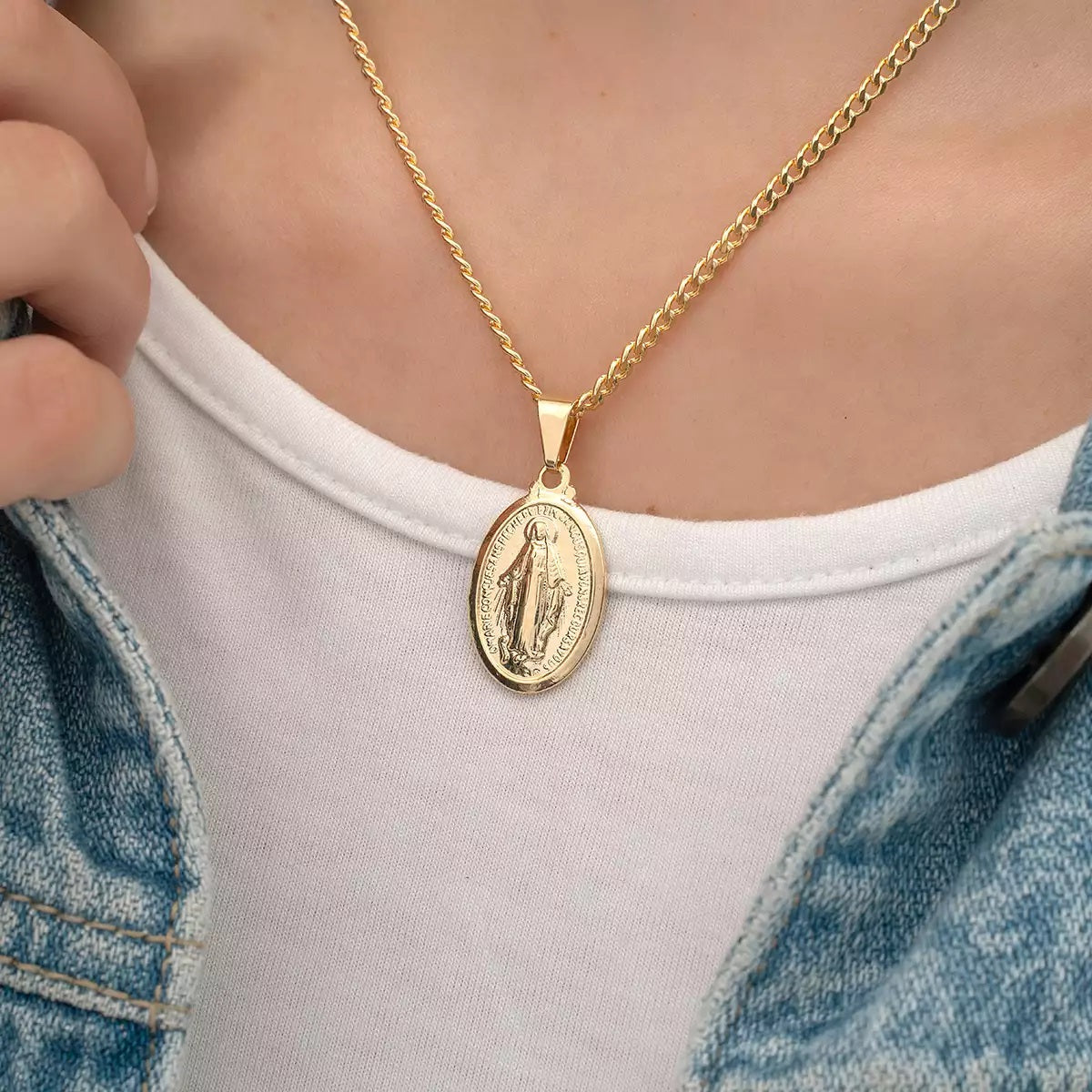 Dije oro laminado 18K Virgen milagrosa mediana Ref 23369