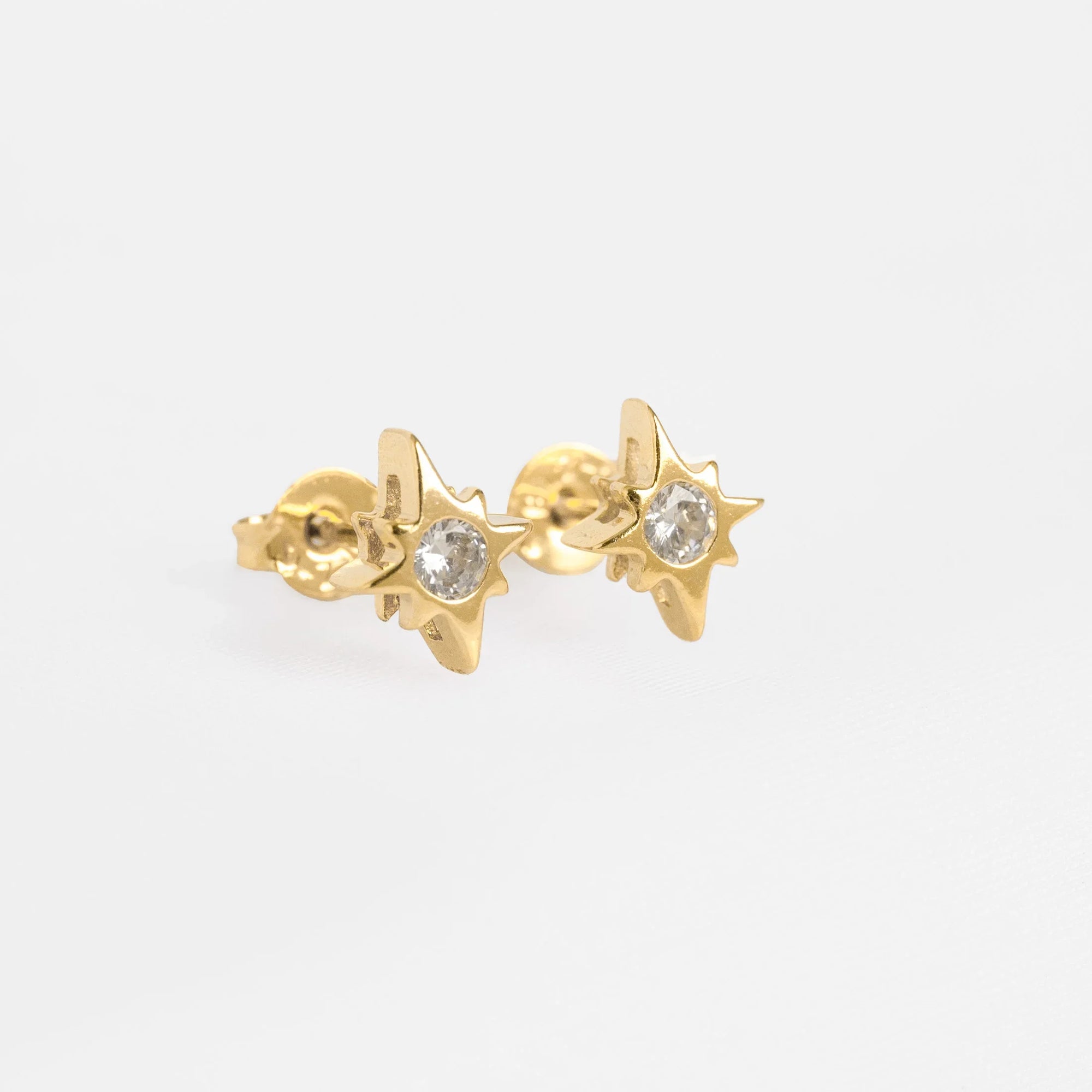 Aretes topos oro laminado 18K Estrella Circonia cristal  Ref 33068
