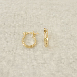 Aretas candongas oro laminado 18K corrugadas Ref 35616